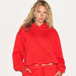 NWT Skims Cotton Fleece Classic Pullover Hoodie Ruby